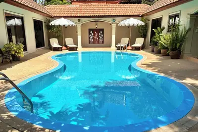 Image de Fabuleuse Luxe Vip Villa De 4 Chambres Superbe piscine privée et jardin tropical