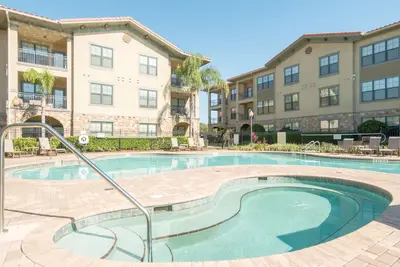 Image de Condo propre et calme à proximité de Disney World, entièrement meublé, Aucun Frais De Resort!