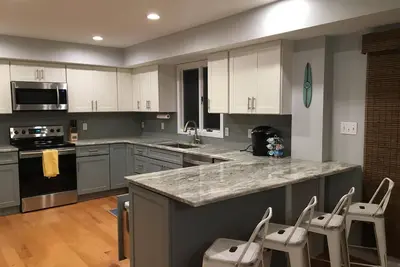 Image de Nouvelle rénovation - Vient de figurer! Marchez jusqu'à la plage!