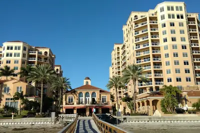 Image de Prestige Clearwater Beach Condo - garer la voiture et marcher à toutes les attractions! !