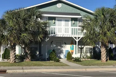Image de Propre, adapté aux familles Une courte promenade de Kure Beach Pier, promenade, accès à la plage