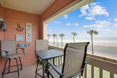 Image de Beachfront Condo, 2 Br, 2 Ba, W / D, 6-6 personnes 2ème étage unité