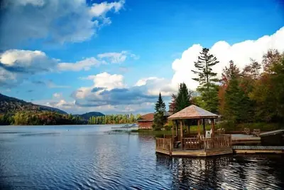 Image de Adirondack Cabin - Accès au lac - Lac Big Moose - Adirondacks