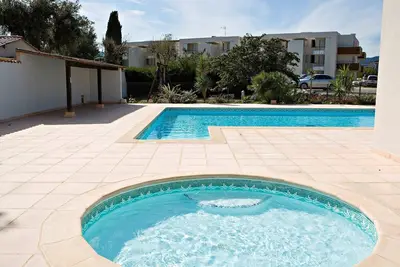 Appart avec Vue sur la Marina et Clim | Amarrage sur place