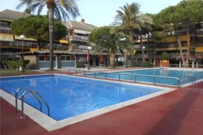 Image de Duplex 7 Pax plage piscine Tennis