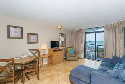 Image de Suite 1 Chambre Vue Océan au Landmark Resort ~ Unit 650