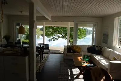 Image de Maison De RĂŠVE Dans Un Lac De Lac Absolument Alleinlage