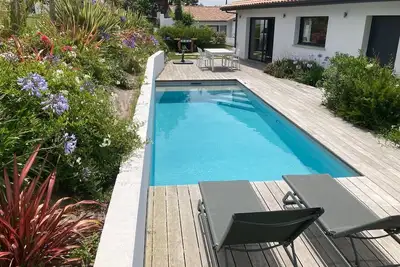 Image de Saint Jean De Luz Villa Piscine Plage à Pied Vue sur mer