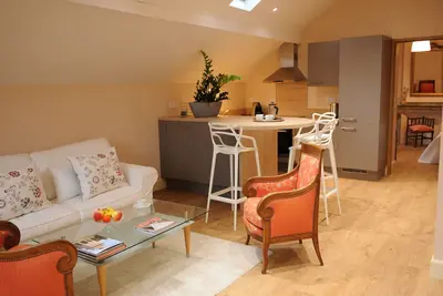 Image de Gîte de charme dans un chateau manoir du XIXème (2ème étage) aux portes d'Albi