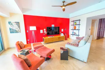 Image de Chez SoColisa: La falaise, D4 ​​- 2br + Téléphone + voiture gratuit