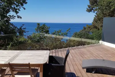 Image de Chalet \"Little Paradise\" Vue Mer 1er rang - grande terrasse - plain pied