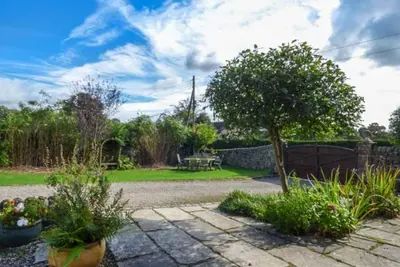 Image de Conversion d'une grange en pierre du XVIIe siècle dans un village - Bord ouest du Peak District