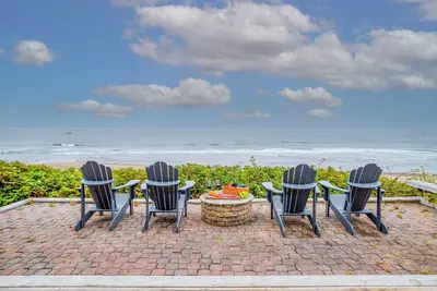 Image de Spa, Internet sans fil, Animaux admis, Grand patio avec plage complète et vue sur l'océan