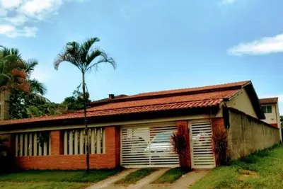 Image de Location maison avec piscine pour la saison Ă Praia do Maitinga Ă Bertioga