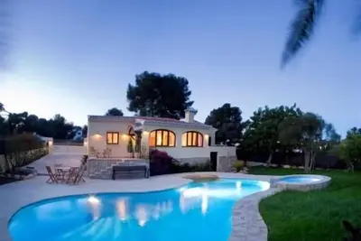 Image de Maison de vacances pour 6 personnes avec internet et piscine privée