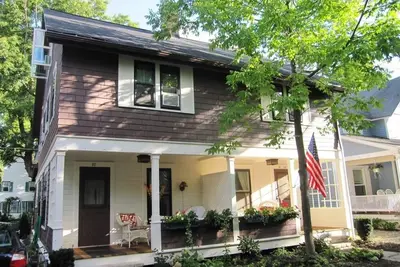 Image de 37 Foster Ave - Gauche