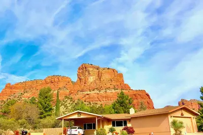 Image de Nouveau - Wonderful 3 Br & 2 Lr maison étapes de Oak Creek Gc, pb & tennis cts & randonnée