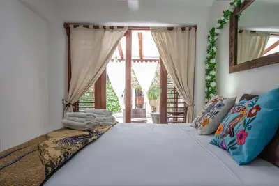 Image de Belle Villa Pour 14 Personnes Avec Piscine PRIVÉE Devant La Plage D'ENTRÉE