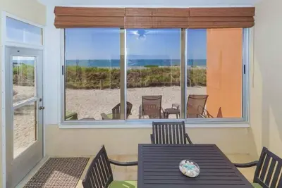 Image de Front de mer - Condo 1 chambre à Fisherman's Cove - Quais pour bateaux gratuits - Rez-de-chaussée