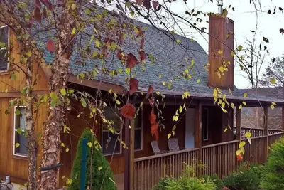 Image de Deep Creek Lake - Cabine avec vue sur le lac, bain à remous, cheminée et table de billard