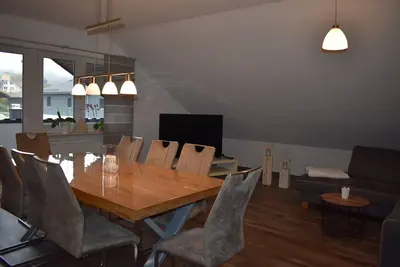 Image de Ferienwohnung  Wiedergrün 100qm, 3 Schlafzimmer für 1-8 Personen