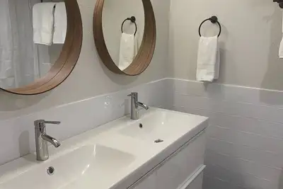 Image de Vues étonnantes - spacieux, condo 3br animaux de compagnie