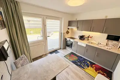 Image de Appartement 02 avec terrasse et Boddenblick - Haus Inselperle surplombant la baie