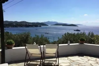 Image de Vue imprenable sur la mer dans une tarrace Vip sur la mer Égée