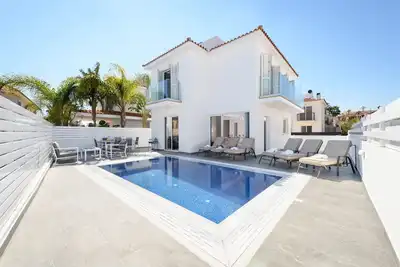 Image de Villa Elaine - Charming Pernera Getaway