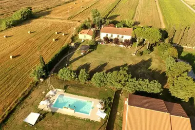Image de Grand appartement entre campagne et mer avec piscine et jardin!