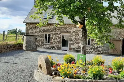 Image de Maison Normande Authentique, Accessible Pmr, Animaux Bienvenus, Activités Nature et Calme Assuré