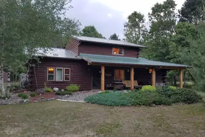 Image de Calme paisible cabane en rondins sur 10 acres 1\/2 heure de Wi Dells