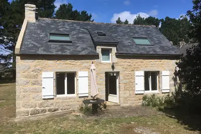 Image de Maison traditionnelle en pierre - 2, 5 km de la plage de Port-Manech - Calme
