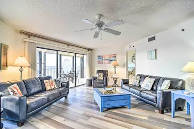 Image de Indian Shores Condo w / Pool + Sunset Beach!