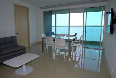 Image de Luxury Fit Beachfront Avec Balcone Bocagrande