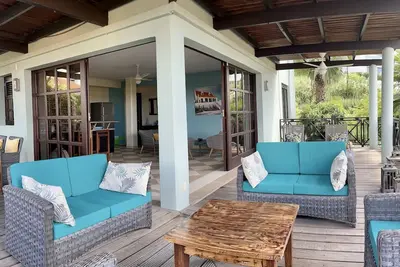 Image de Palmbeach * Piscine * Golf * Tennis * 3 chambres à coucher * 2. 5 salles de bain