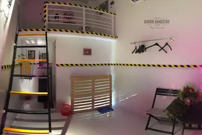 Image de Loft privé avec salle de bain à l'intérieur