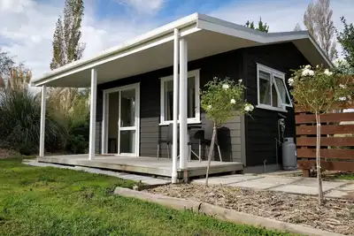 Image de Little Black Cottage - Retraite rurale