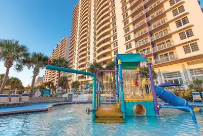 Image de Daytona Beachfront! !