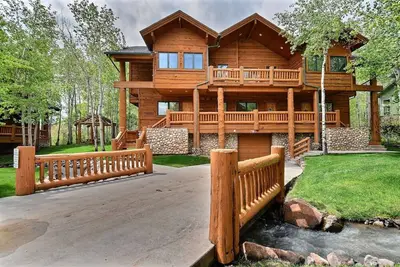 Image de Timber Wolf Luxury - Près des canyons Cabriolet - 10 personnes