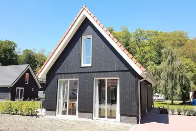 Image de Villa moderne avec jardin