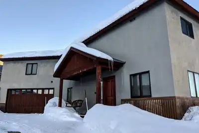 Image de Maison entière avec une vue imprenable sur la montagne