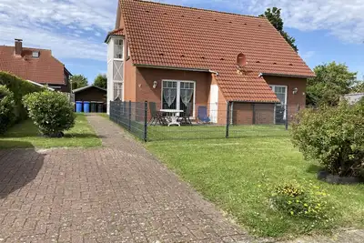 Image de Boucaniers mitoyens dans la station balnéaire Neßmersiel
