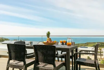 Image de Luxury Ocean View Villa with Private Pool - 4d