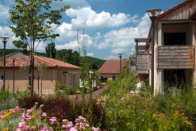 Image de Studio confortable près de la ville | Wi-Fi gratuit + piscine