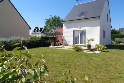 Image de maison proximité plages et chemins de randonnée
