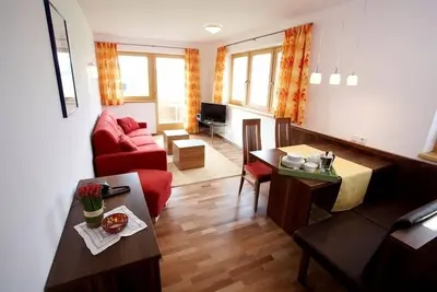 Image de (2) Ferienwohnung Rosengarten, 55qm, 2 seüarate Schlafzimmer, 4 Personen, 1. Obergeschoß