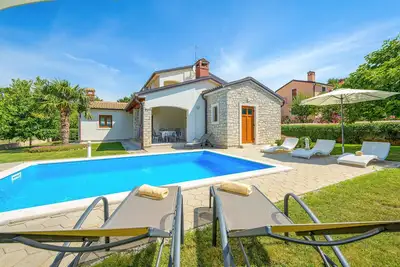 Image de Superbe maison de 3 chambres Ă Kmacici
