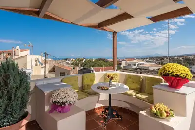 Image de Appartement Lato coloré, vue sur la piscine, près de Réthymnon, Crète