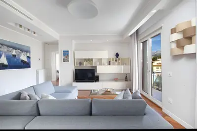 Superbe Nouvel Appartement De Luxe - Sorrente Centre
